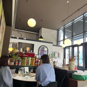 비스트로 준 리뷰 사진