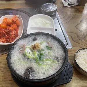 권구성순대국밥 사진