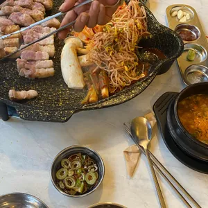 돼슐랭 사진