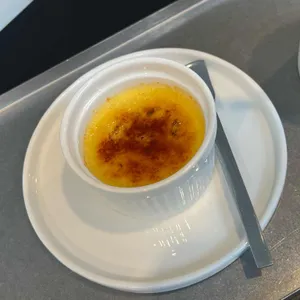 언유주얼. 사진