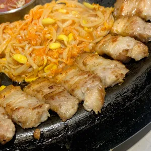 무쇠뚝삼겹 사진