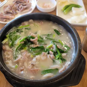 화봉돼지순대국밥 사진