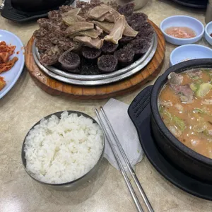 용설리토종순대국 사진