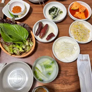 정원오리보쌈 사진