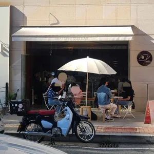 점선 에스프레소바 리뷰 사진