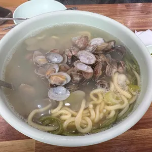 밀토랑바지락칼국수 사진