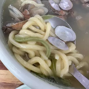 밀토랑바지락칼국수 사진