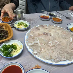산호횟집 사진