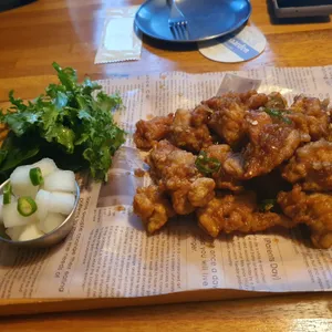 우아 사진