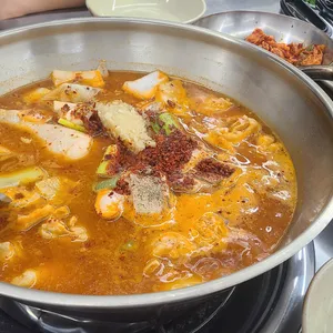큰집 닭한마리 사진
