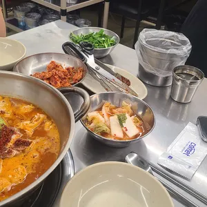 큰집 닭한마리 사진