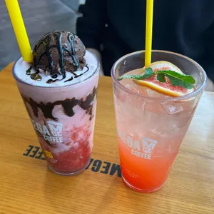 메가커피 사진