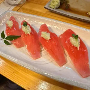 윤참치 사진