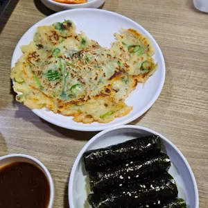 버섯이랑칼국수랑 사진