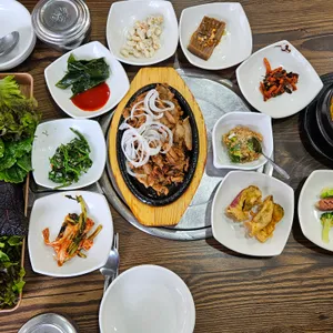 우렁쌈밥마을 사진
