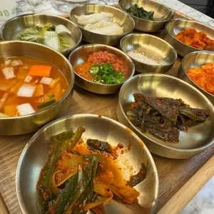 김장하는고깃집향산리 사진