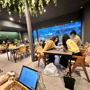 익스첼 리뷰 사진