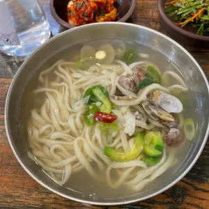 풀향기보쌈칼국수 사진