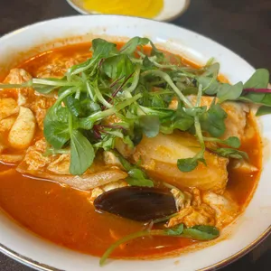 홍경 사진