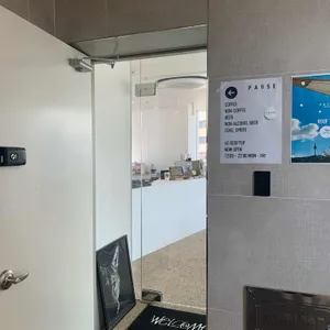 포우즈 리뷰 사진