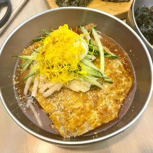 진주냉면 사진