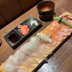 샤리스시 사진