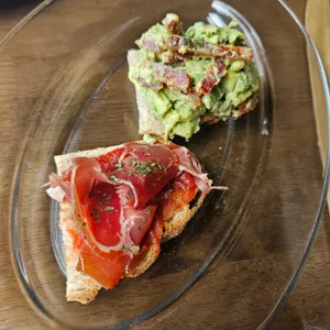 씨에스타 리뷰 사진