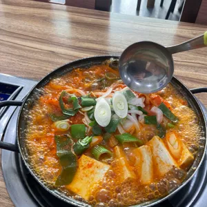 파주생고기김치찌개 사진