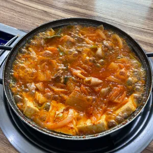 파주생고기김치찌개 사진