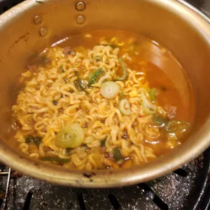 돈잇소 사진