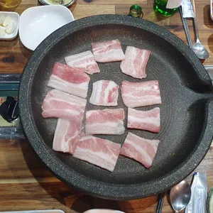 제주꽃돼지 사진