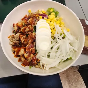 샐러디 사진