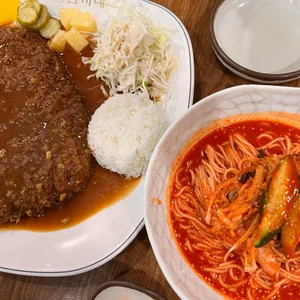 감치래 사진
