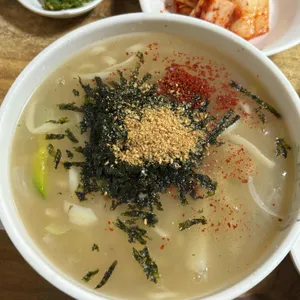 할매칼국수 사진