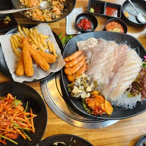 청춘어부종합어시장 사진