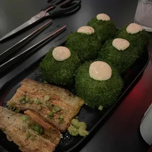 원탁 사진