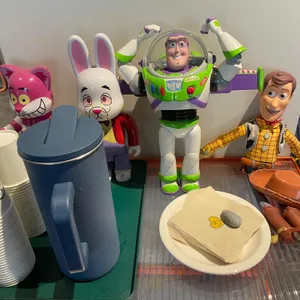 카우치 대표 사진