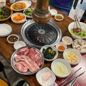 육터 리뷰 사진