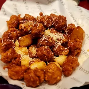 깐부치킨 사진