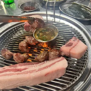 김돈이 사진
