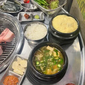 김돈이 사진