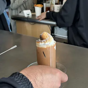 카펫 리뷰 사진