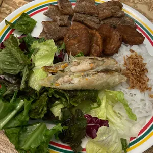꾸아 사진