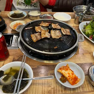 망우 찜쌈밥 사진