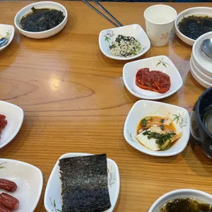 강릉엄지네꼬막집 사진