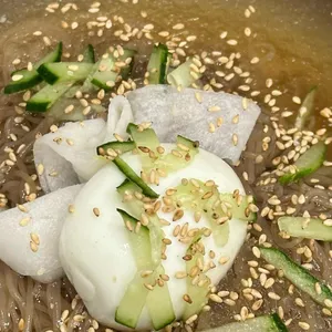 소한마리 솥밥 냉면 사진