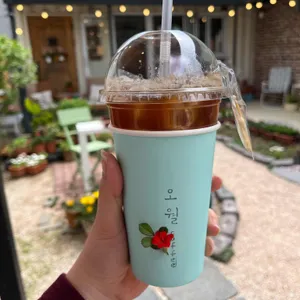 오월 coffee 사진