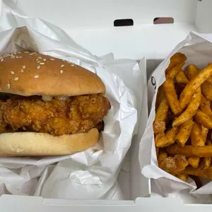 맘스터치 사진