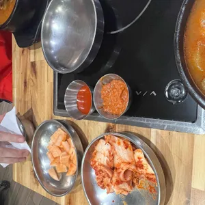 뼈대있는집 감자탕 사진