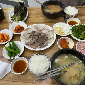 할매돼지국밥 사진